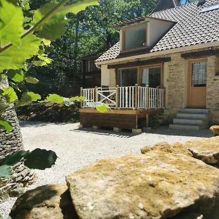 La Borie Du Bois Sarlat Bed & Breakfast 3*