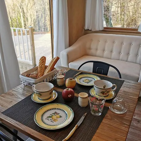 Nocleg ze śniadaniem La Borie Du Bois Sarlat 3*